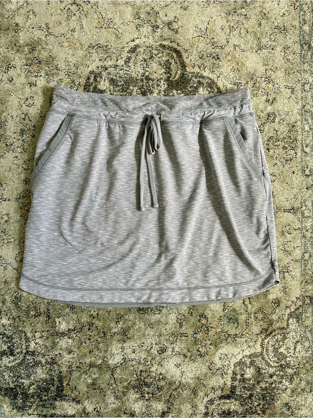 Athleta Drawstring Grey Women’s Skirt XLT